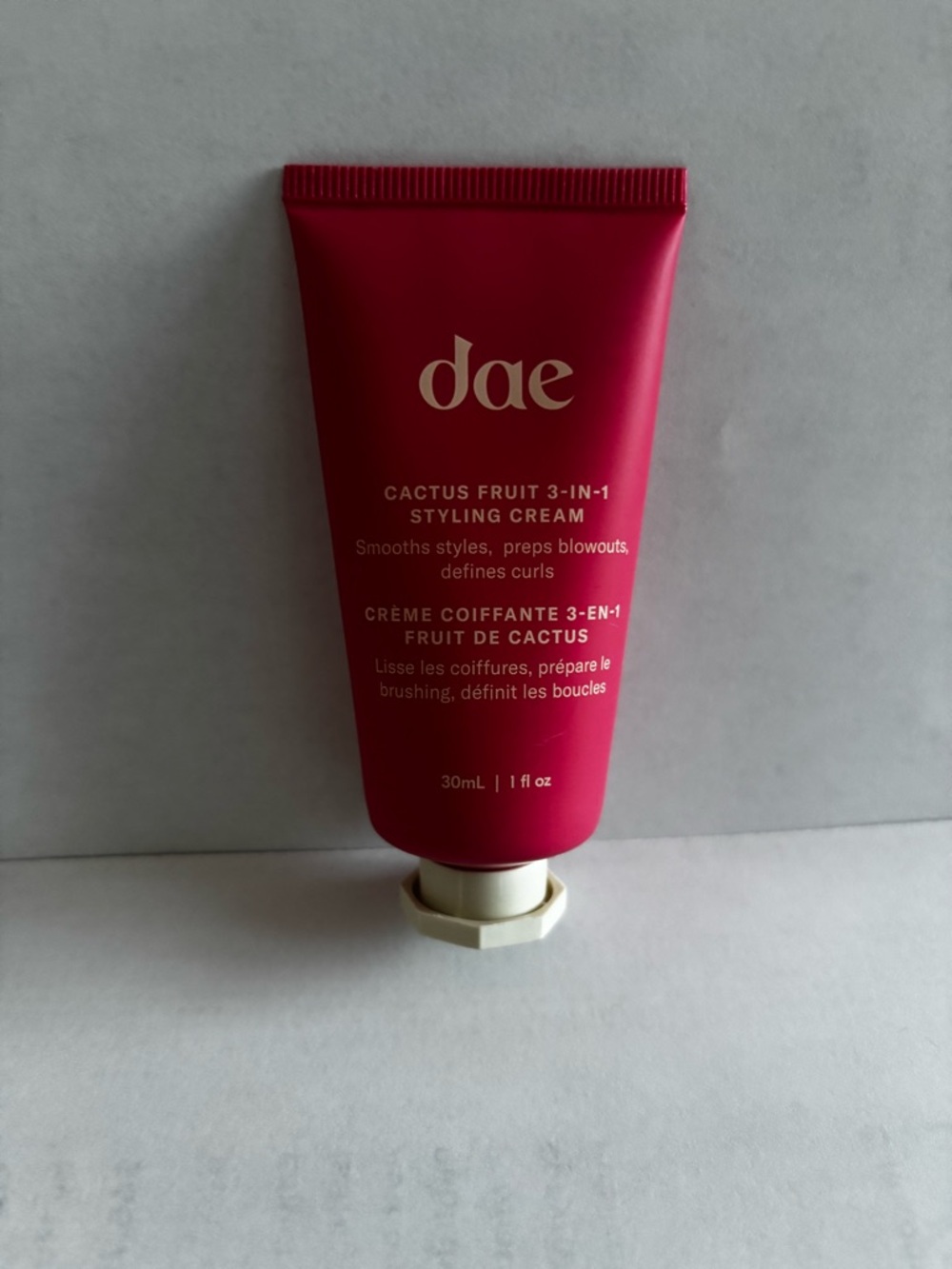 dae Cactus Fruit 3-in-1 Styling Cream - Deep Pink
